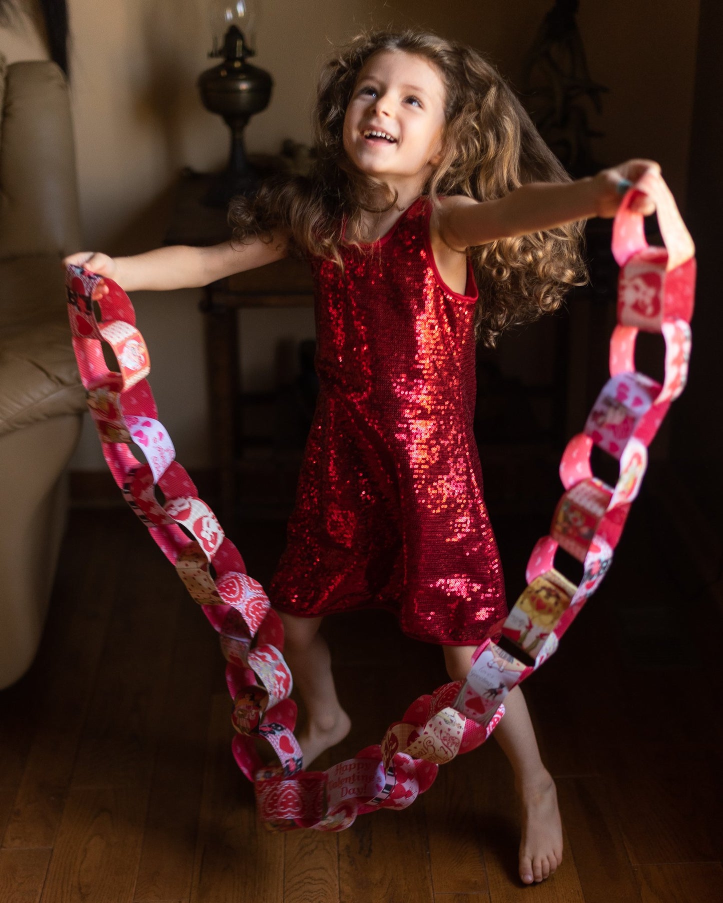 Vintage Valentine Paper Chain Decoration by eeBoo